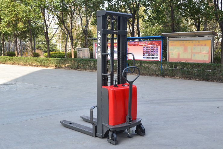 湖南榮洲機械設(shè)備有限公司,移動式升降平臺價格,湖南升降貨梯,塑料托盤批發(fā),固定式升降平臺,曲臂式升降平臺,汽車尾板,全電動叉車 湖南榮洲機械設(shè)備有限公司,移動式升降平臺價格,湖南升降貨梯,塑料托盤批發(fā),固定式升降平臺,曲臂式升降平臺,汽車尾板,全電動叉車
